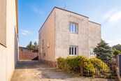 Prostorný rodinný dům 230 m2 s velkým pozemkem 1 063 m2 - Jirny u Prahy, cena 11990000 CZK / objekt, nabízí 