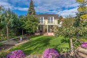 Prodej rodinné vily 198 m2 s nebytovým prostorem, pozemek 425 m2, Široká, Říčany, cena 21990000 CZK / objekt, nabízí
