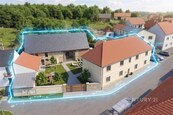 Prodej RD v obci Pochvalov, se stodolou a garážemi k rekonstrukci, stavební povolení na přestavbu na BJ, cena 5990000 CZK / objekt, nabízí 