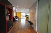 Prodej patrového domu 6+1/170m2, garáž, krytý bazén, Hoštice u Vodochod, cena 21500000 CZK / objekt, nabízí 