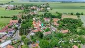 Stavební pozemek 1729 m2 s domem a možností výstavby 2 RD - Lošánky u Kolína, cena 4290400 CZK / objekt, nabízí 