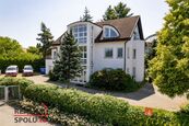 Prodej, komerční/činžovní dům, 447 m2, U Křížku 571, 25243 Průhonice, Praha-západ [ID 66249], cena 32990000 CZK / objekt, nabízí 