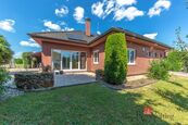 Prodej prostorného rodinného domu s dispozicí 5kk a pozemkem 1.289 m2 v Mladé Boleslavi - Čejeticích, cena 18800000 CZK / objekt, nabízí 