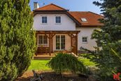 Prodej velkého rodinného domu 6 + 2 se zahradou, Sulice Hlubočinka, Praha-Východ, cena 16990000 CZK / objekt, nabízí 