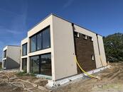 Prodej luxusního RD 4+kk, 154m2, Škvorec, cena 15800000 CZK / objekt, nabízí