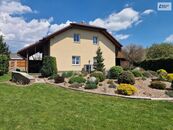 RD 4+kk 154 m2/ kryté stání, terasa s pergolou, altán s krbem, skleník, pozemek 1.425 m2., cena 14500000 CZK / objekt, nabízí 