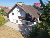 Prodej rodinného domu, 5+1, 203 m2, Jesenice, ul. Akátová, cena 28927500 CZK / objekt, nabízí 