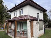 Exkluzivně nabízíme k prodeji samostatně stojící rodinný dům v klidné lokalitě obce Přezletice., cena 10900000 CZK / objekt, nabízí