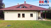 Nabízím Vám k prodeji rodinný dům 7+1 s garáží v Úvalech u Prahy, celková výměra pozemku 1162 m2, cena 17500000 CZK / objekt, nabízí 
