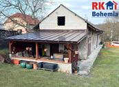 Pronájem rodinného domu 2+1 se zahradou a pergolou Ujkovice, cena 17000 CZK / objekt / měsíc, nabízí 