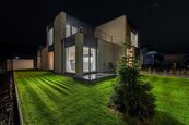 Prodej RD 5+1(346m2), pozemek (933m2) samostatný designový domek sauna, barbecue, Vysoký Újezd, cena 29500000 CZK / objekt, nabízí