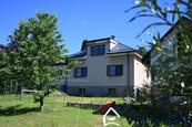 Prodej rodinného domu s pozemkem o celkové výměře 949 m2, Kamenný Přívoz, Praha - západ, cena 8800000 CZK / objekt, nabízí 