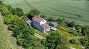 Prodej RD 4+1 s dotací na rekonstrukci, 341 m2, pozemek 1120 m2, Močovice u Čáslavi, cena 4300000 CZK / objekt, nabízí