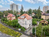 Prodej nádherné vily v širším centru Říčan, cena 27990000 CZK / objekt, nabízí