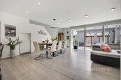 Moderní rodinný dům 6+2 kk, 354 m2, cena 26990000 CZK / objekt, nabízí 