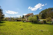 Bydlení pro rodinu s dětmi na okraji obce u lesa, pozemek 2000 m2, obec Psáry, cena 12590000 CZK / objekt, nabízí 