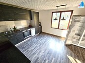 Prodej rodinného domu v obci Všesulov, cena 5000000 CZK / objekt, nabízí 