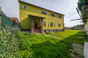 Rodinný dům o 2 bytových jednotkách, cena 4390000 CZK / objekt, nabízí 