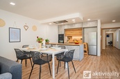 Moderní veliký rodinný dům, Mělník, cena 12490000 CZK / objekt, nabízí 