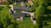 Prodej zemědělské usedlosti o velikosti 952 m2, pozemky o celkové výměře 303.554 m2, Vrchotovy Janovice, Rudoltice, cena 45900000 CZK / objekt, nabízí 