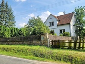 Prodej RD s pozemkem 2048 m2, s rybníkem, Kladno - Družec., cena 12900000 CZK / objekt, nabízí 