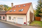 Prodej nadstandardního řadového RD 6+1 se saunou a bazénem - Slaný, cena 13900000 CZK / objekt, nabízí 
